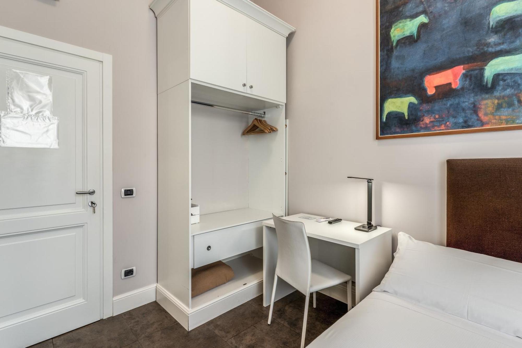 Guest House Cavour 278 Рим Экстерьер фото